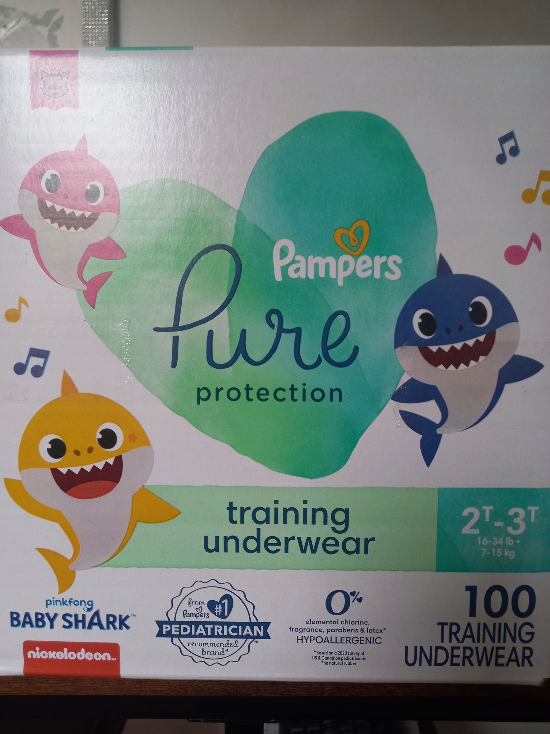 biedronka pieluchy pampers