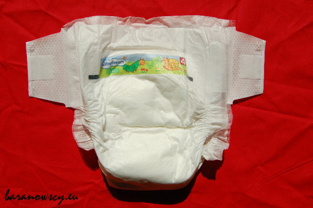 pampers premium biedronka