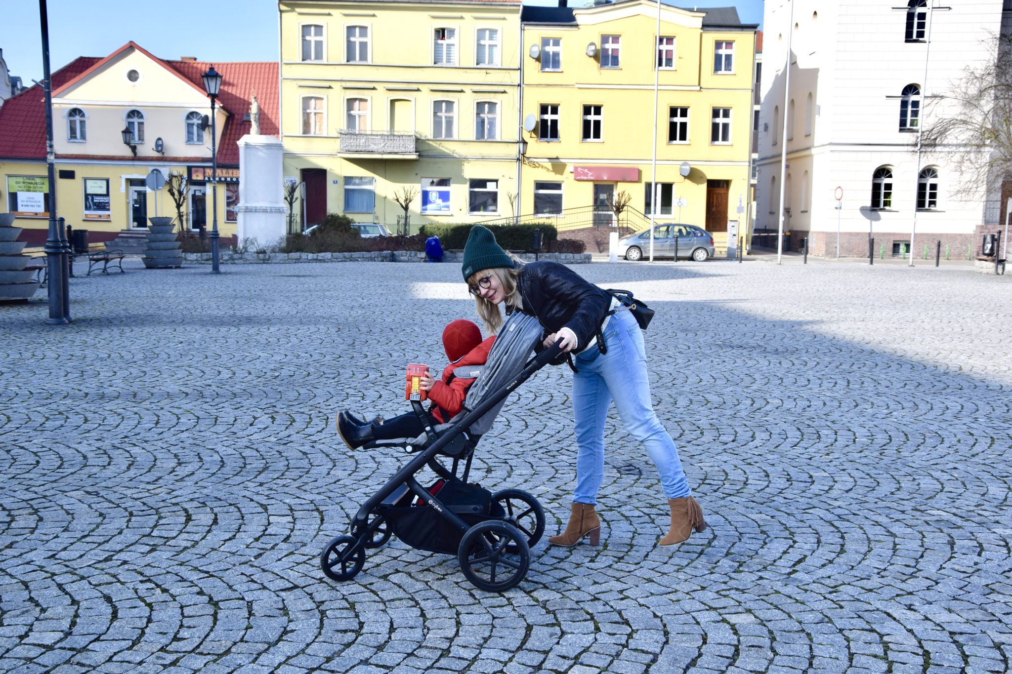 chusteczki nawilżane plastikowe pudelko