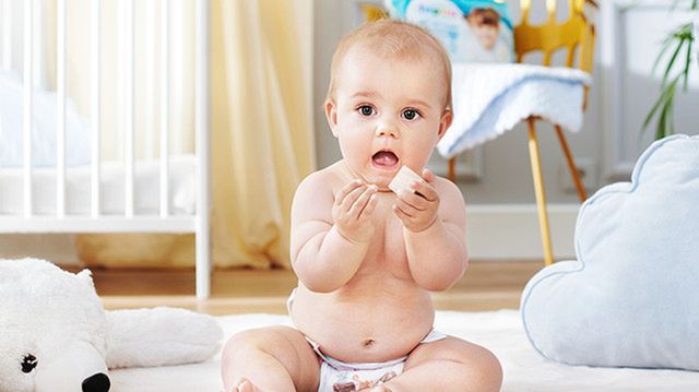 headphones with pampers